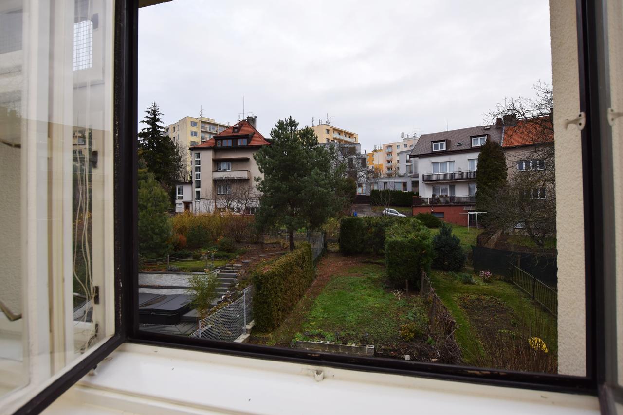 Cisarka Apartments Prag Exteriör bild